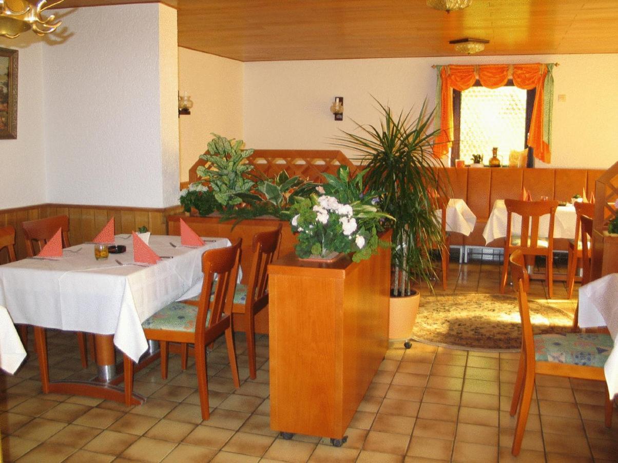 Gasthaus Zur Krone Feilbingert Extérieur photo